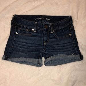 AE Size 2 Dark Wash Denim Stretch Shorts